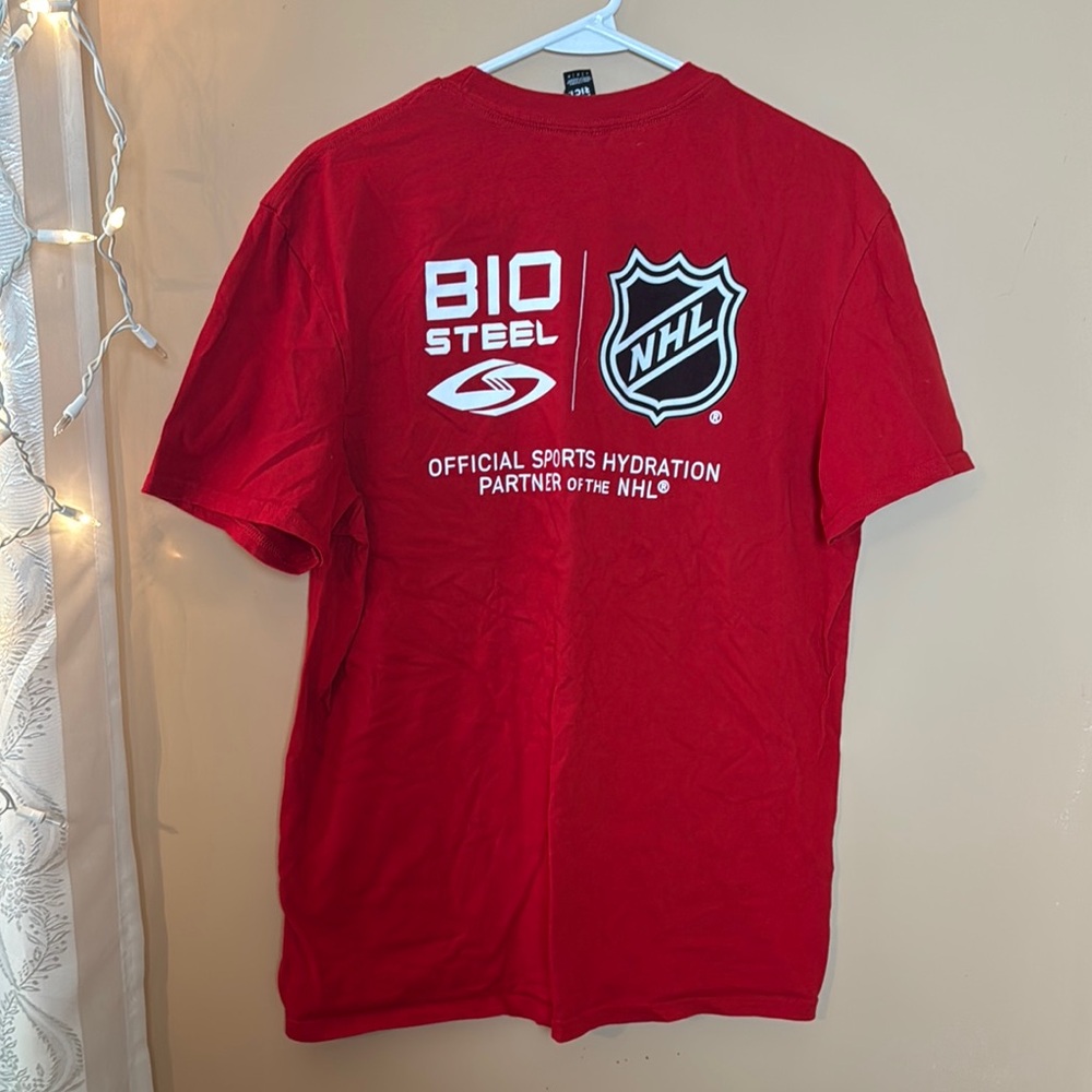 Red NHL Men's Short Sleeve Tee